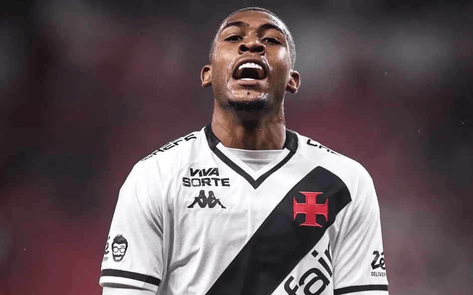 Vasco emite nota sobre a arbitragem contra o Inter: ‘Futebol se decide na bola, não no apito’⚽